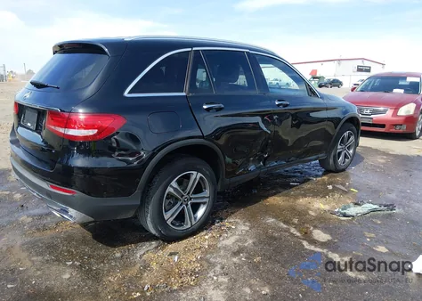 2019 Mercedes-Benz Glc 300 z USA, uszkodzony, nr VIN WDC0G4JBXK1005572